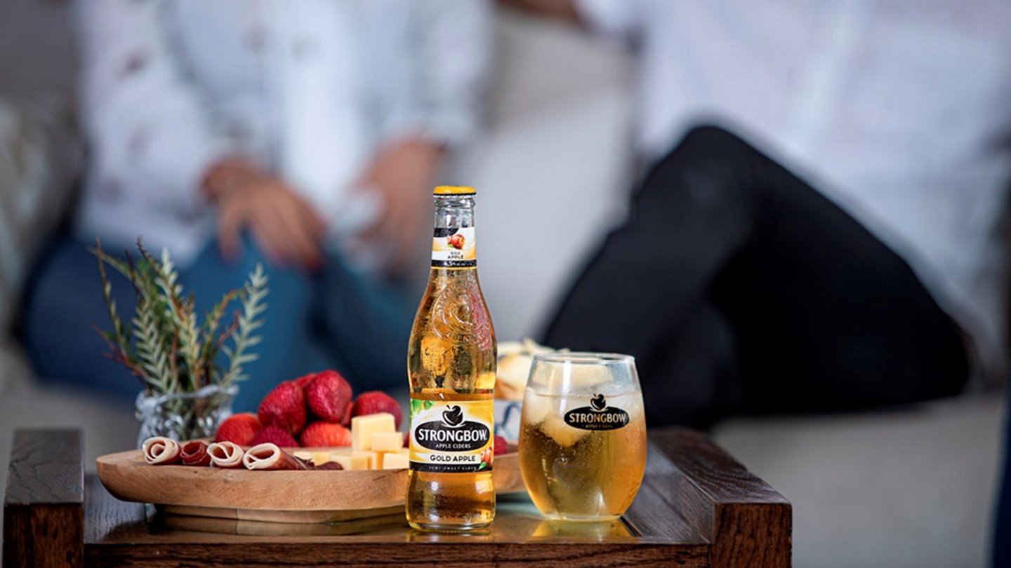 Strongbow Gold Apple Presentation 930X620px
